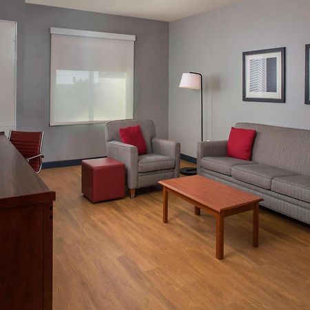 Four Points By Sheraton Houston Hobby Airport Exteriör bild