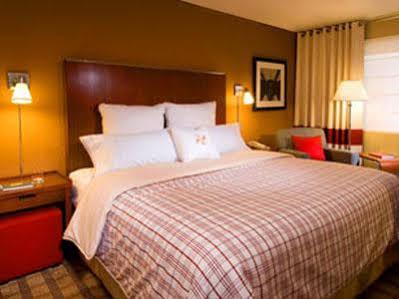 Four Points By Sheraton Houston Hobby Airport Exteriör bild