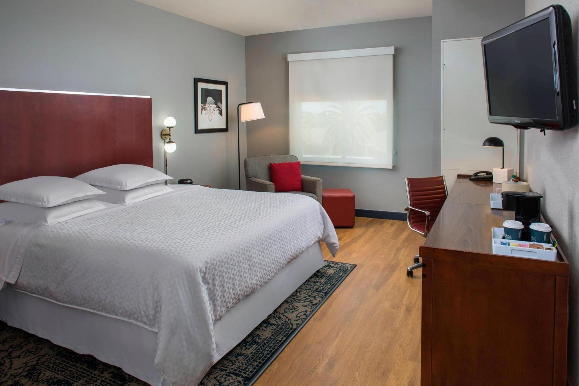 Four Points By Sheraton Houston Hobby Airport Exteriör bild